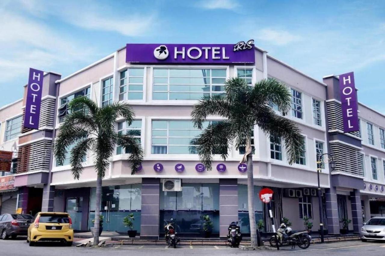 Iris Hotel Kajang Exterior photo